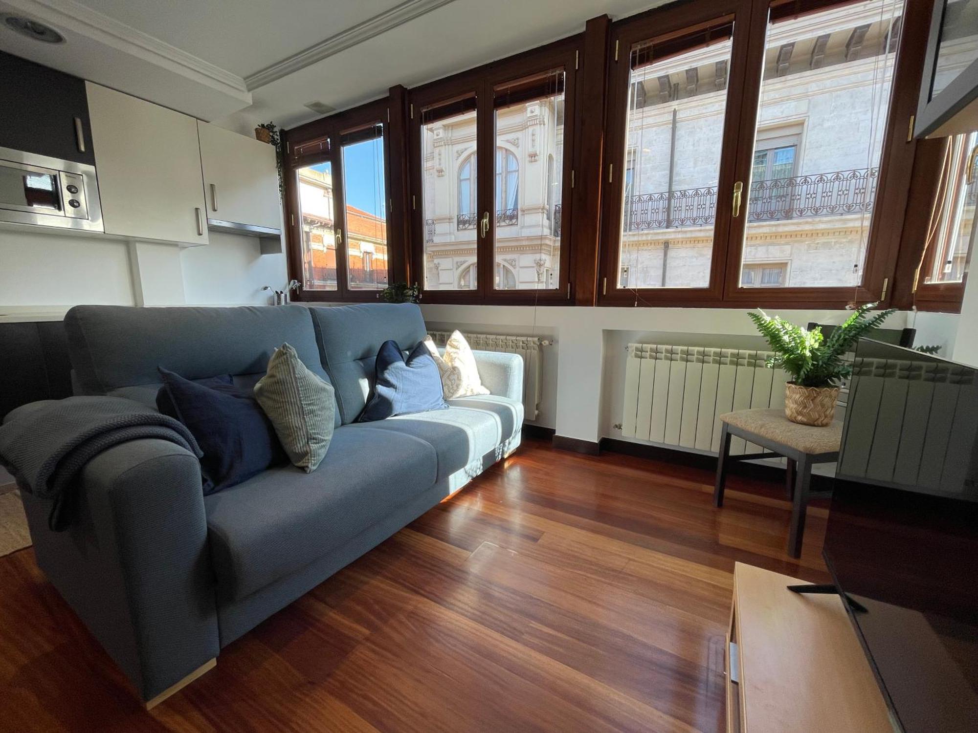 Atuaire Home Vivienda A Luminosa Parking Incluido En Plena Calle Comercial Burgo エクステリア 写真